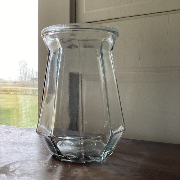 Glass planter - Picture 1 of 2